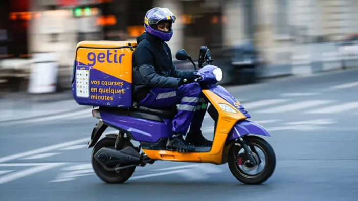 getir kuryesinin kapıya ışınlanması