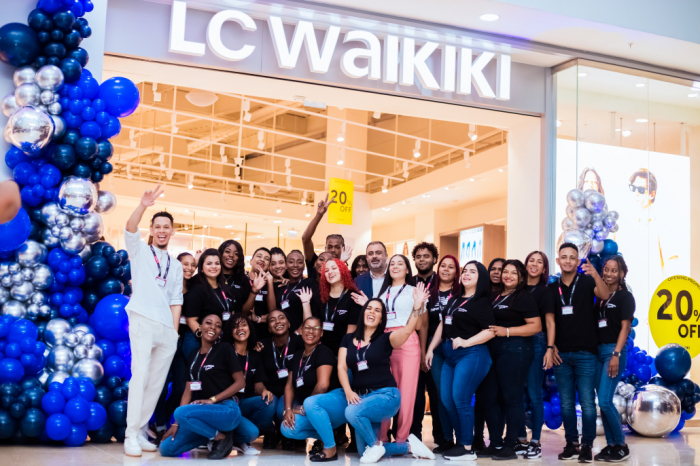 lc waikiki kıyafetlerinin tek kullanımlık olması